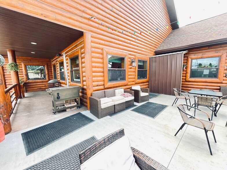 More Photos Of 2262 Deeter Rd & M72, Luzerne Restaurant For Sale