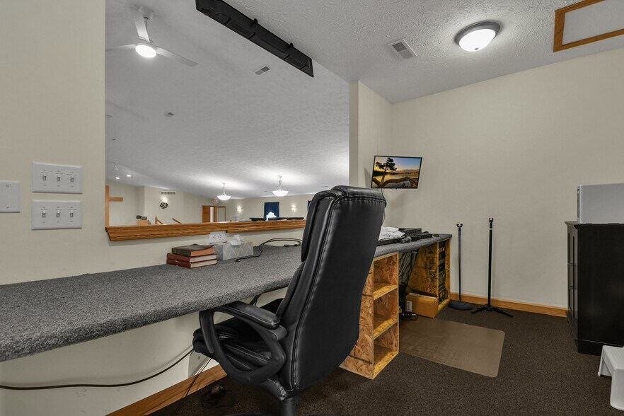 More Photos Of 2598 E Smiley Ave, Shelby Religious Facility For Sale