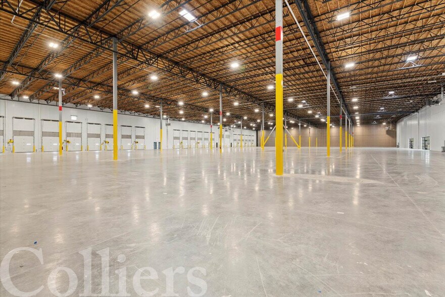 More Photos Of 16685 Madison Rd, Nampa Warehouse For Sale