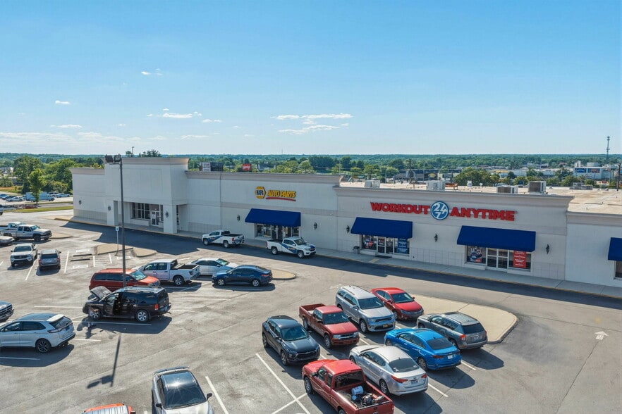 More Photos Of 100 Cumberland Plz, Crossville Unknown For Lease