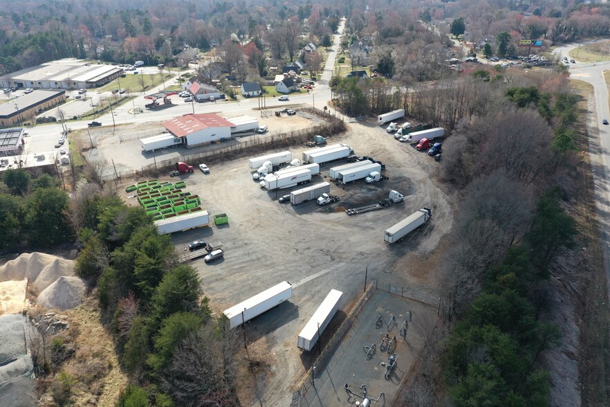 More Photos Of 3325 Thomasville Rd, Winston-Salem Land For Lease