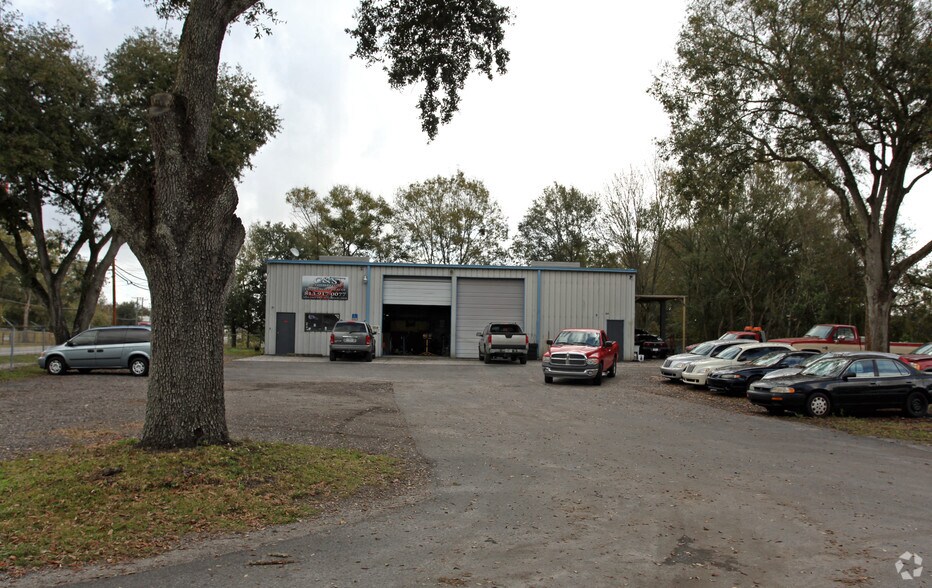 More Photos Of 10341 E Hillsborough Ave, Tampa Warehouse For Sale