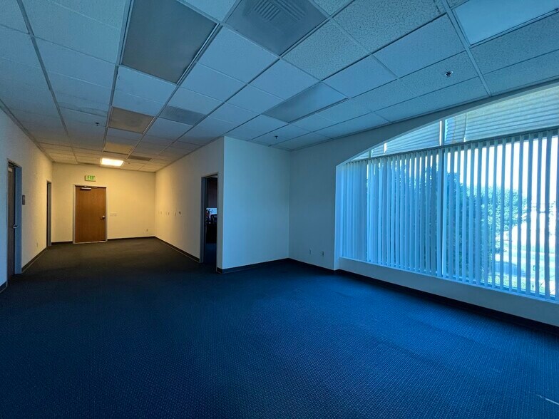 More Photos Of 1770 S Vineyard Ave, Ontario Warehouse For Sale