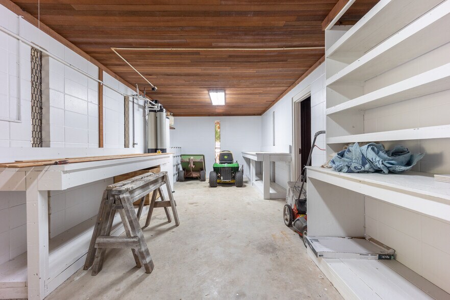 More Photos Of 1606 3rd Ave SE, Steinhatchee Lodge Meeting Hall For Sale