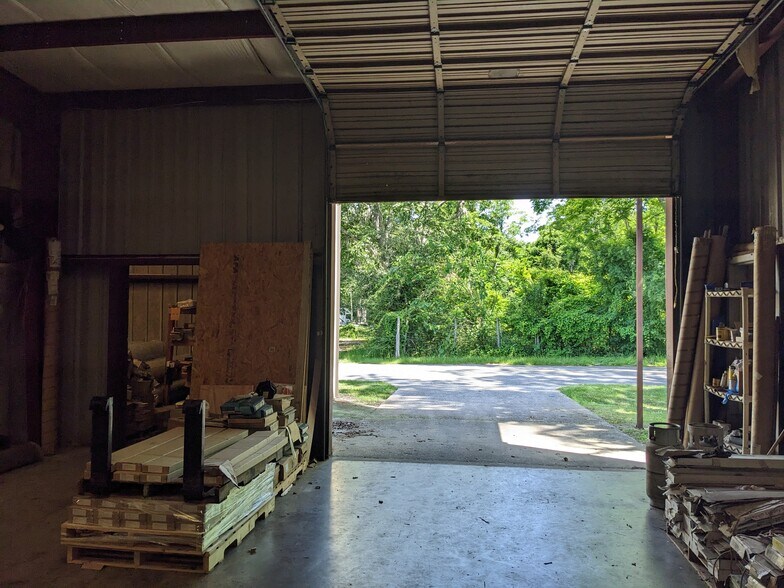 More Photos Of 71 S Valdosta Rd, Lakeland General Retail For Sale