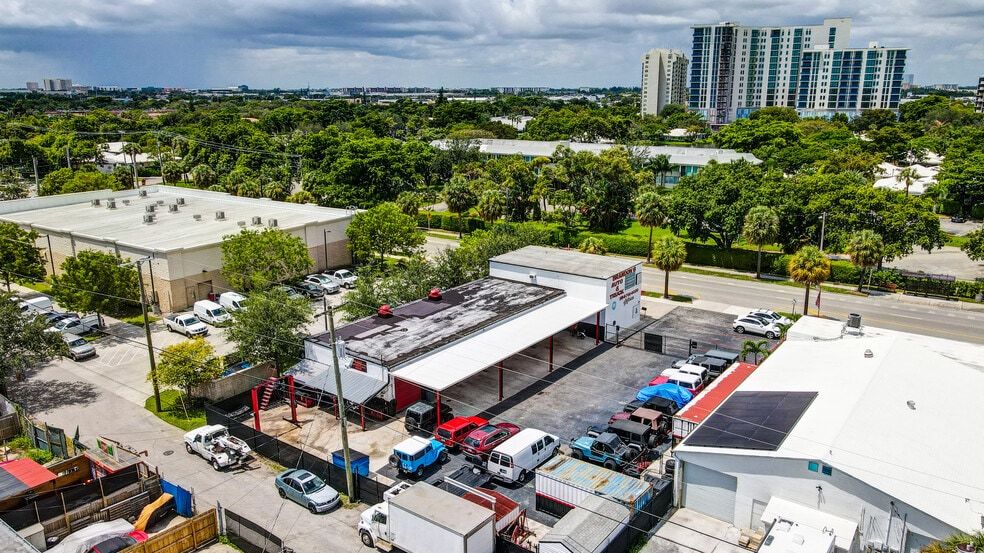 More Photos Of 530 S Dixie Hwy W, Pompano Beach Auto Repair For Sale
