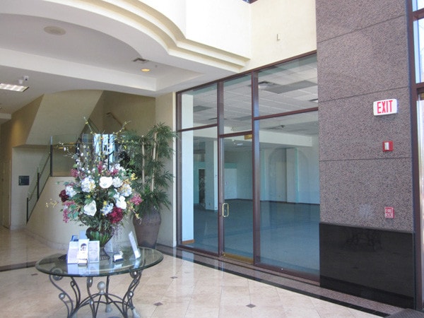 More Photos Of 23300 Cinema Dr, Valencia General Retail For Lease