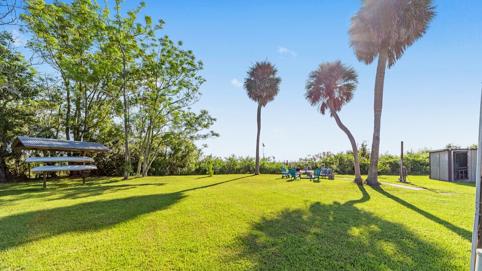 More Photos Of 6001 Bird Island Dr, Lady Lake Lodge Meeting Hall For Sale