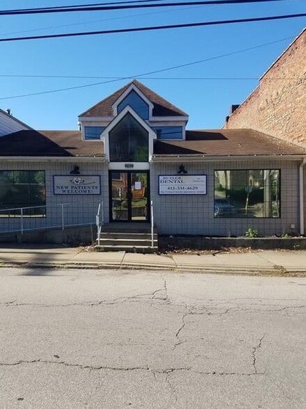 Primary Photo Of 755-757 Chartiers Ave, McKees Rocks Office For Lease