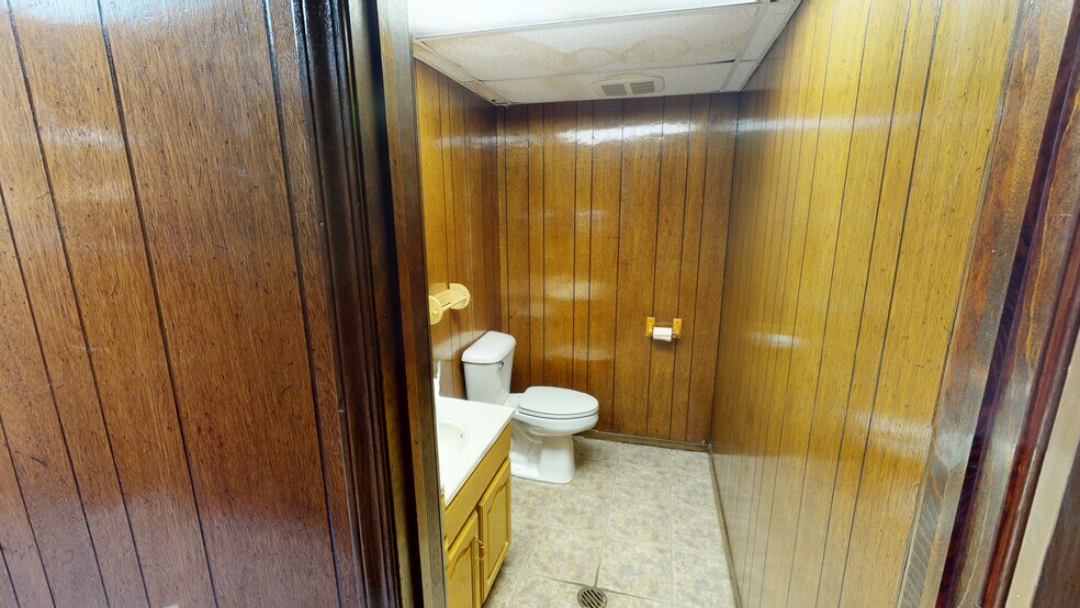 More Photos Of 39682 S County Road 196, Woodward Warehouse For Sale
