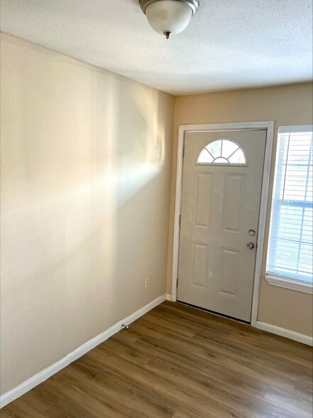 Primary Photo Of 8807 Bissonnet St, Houston Apartments For Sale