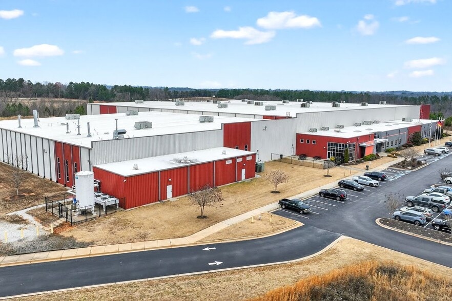 More Photos Of 325 Hammerstone Dr, Toccoa Industrial For Sale