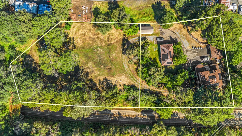 More Photos Of 320 Taylor Rd, Newcastle Specialty For Sale
