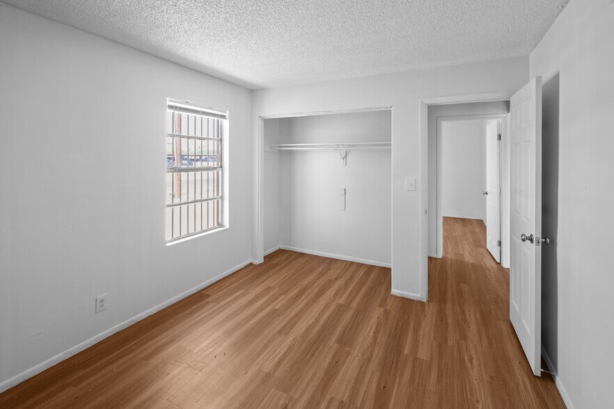 More Photos Of 3801 N 23rd Dr, Phoenix Apartments For Sale