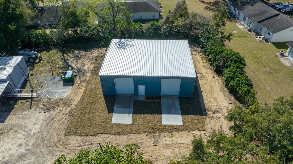 More Photos Of 4820 NE 35th St, Silver Springs Auto Dealership For Sale