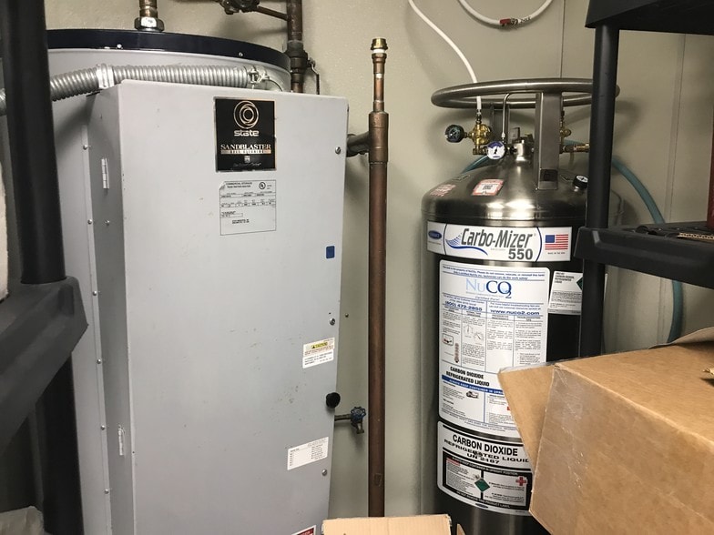 More Photos Of 8841 Commodity Cir, Orlando Fast Food For Lease