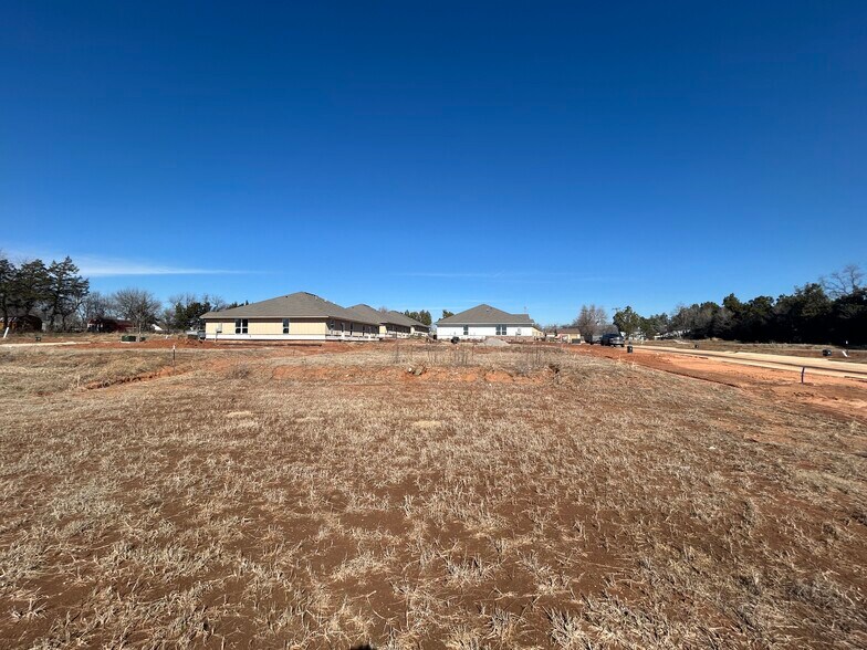 More Photos Of 615 W Moore St, Enid Multifamily For Sale