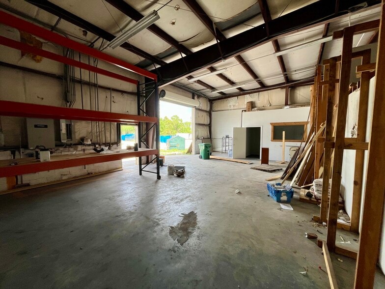 More Photos Of 4101-4119 Bandy Blvd, Fort Pierce Unknown For Lease