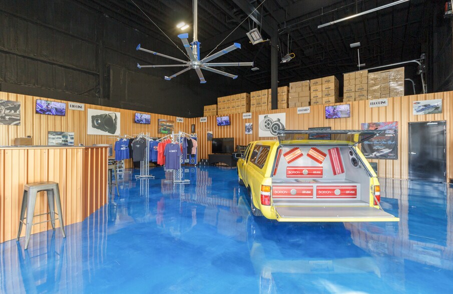 More Photos Of 6550 Pelican Dr, Osage Beach Specialty For Sale