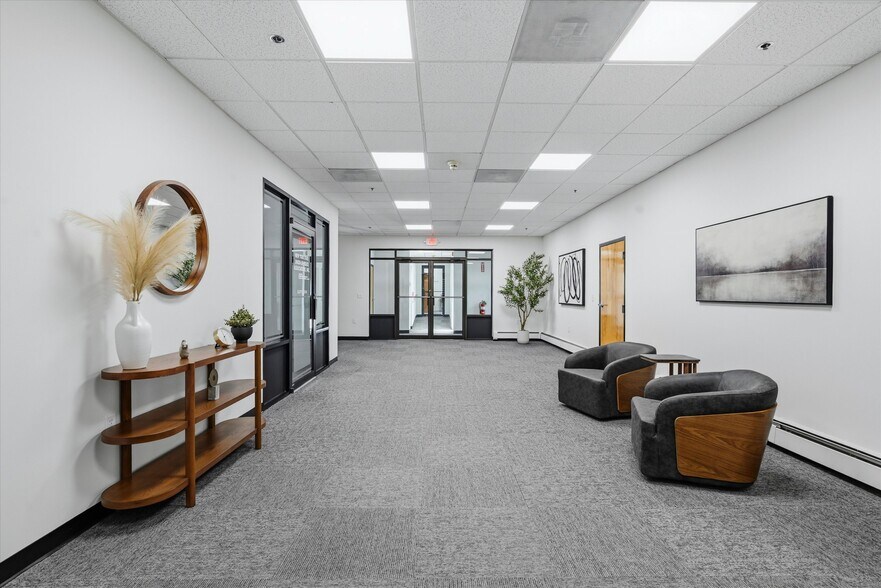More Photos Of 263 Route 17K, Newburgh Medical For Lease