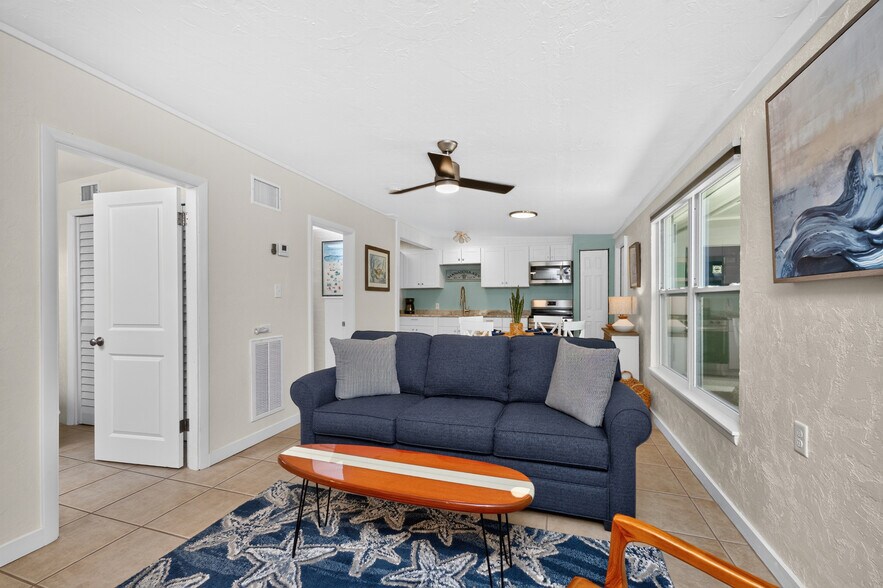 More Photos Of 1130 Gulf Blvd, Englewood Apartments For Sale