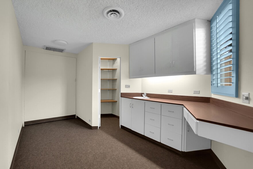 More Photos Of 11311 La Mirada Blvd, Whittier Medical For Lease