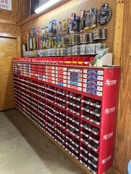 More Photos Of 17650 Texas 19, Montalba Auto Repair For Sale