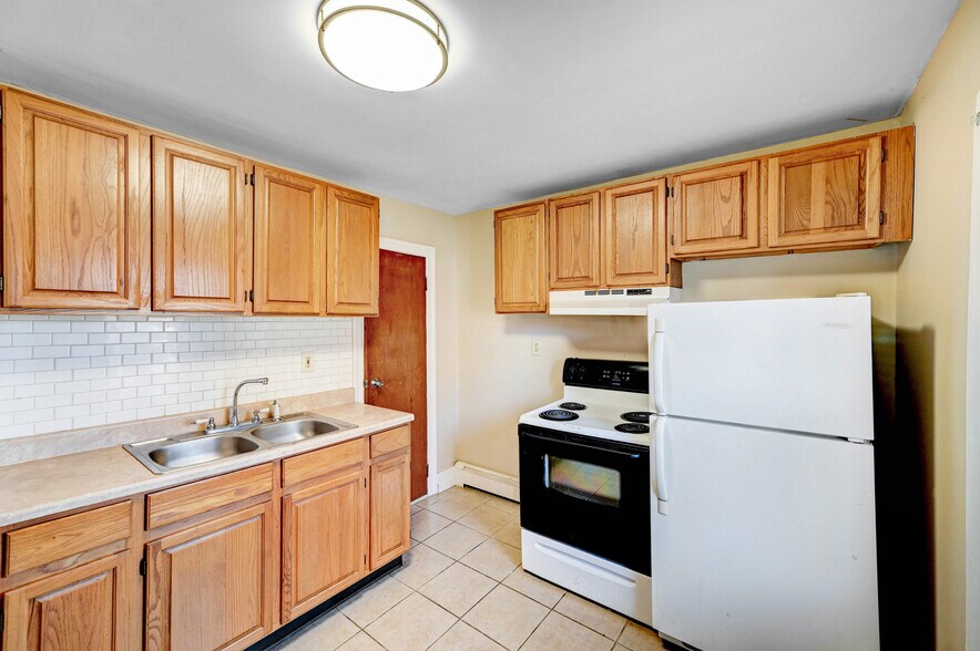 More Photos Of 291 Main St, Eynon Restaurant For Sale