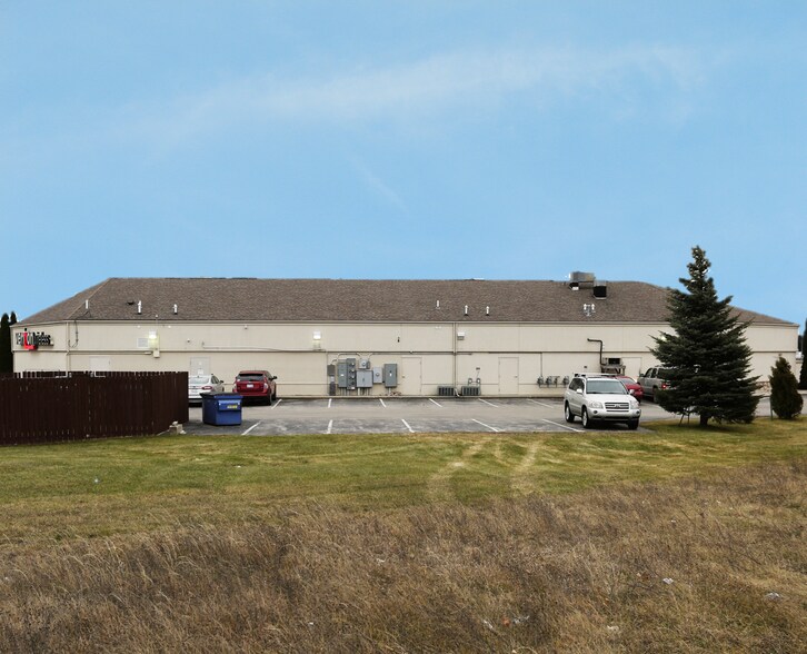 More Photos Of 3970 US Highway 131 S, Cadillac Storefront For Lease