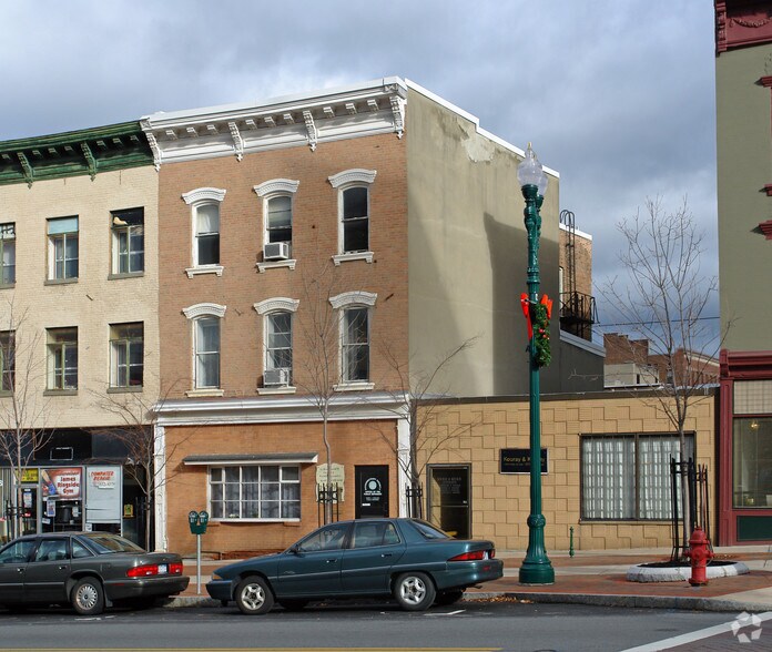 More Photos Of 519 State St, Schenectady Office For Lease