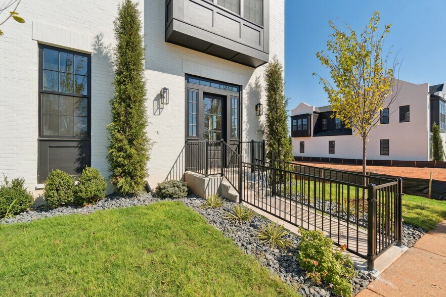 More Photos Of 18835 Selah Way, Norman Multifamily For Sale
