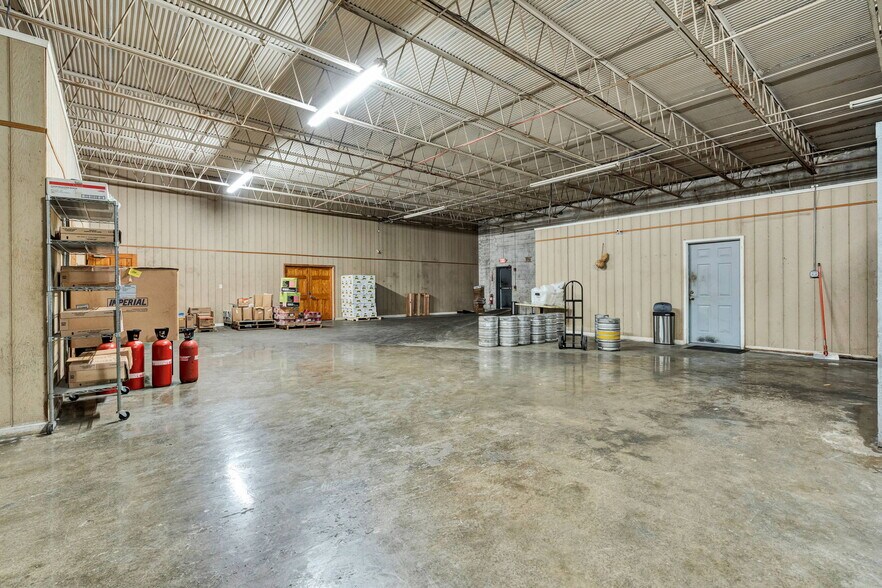 More Photos Of 2311 Chattanooga Rd, Dalton Freestanding For Sale