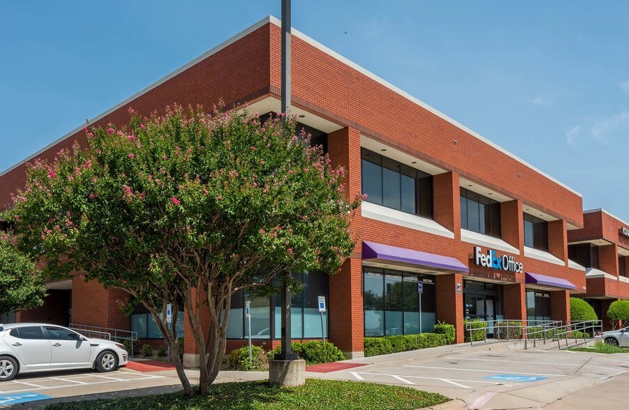 More Photos Of 1565 N Central Expy, Richardson Office For Lease