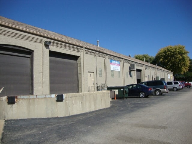 More Photos Of 16135 New Ave, Lemont Warehouse For Lease
