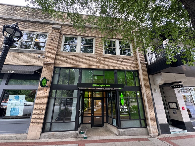 Primary Photo Of 606-608 S Main St, Greenville Storefront Retail Office For Lease