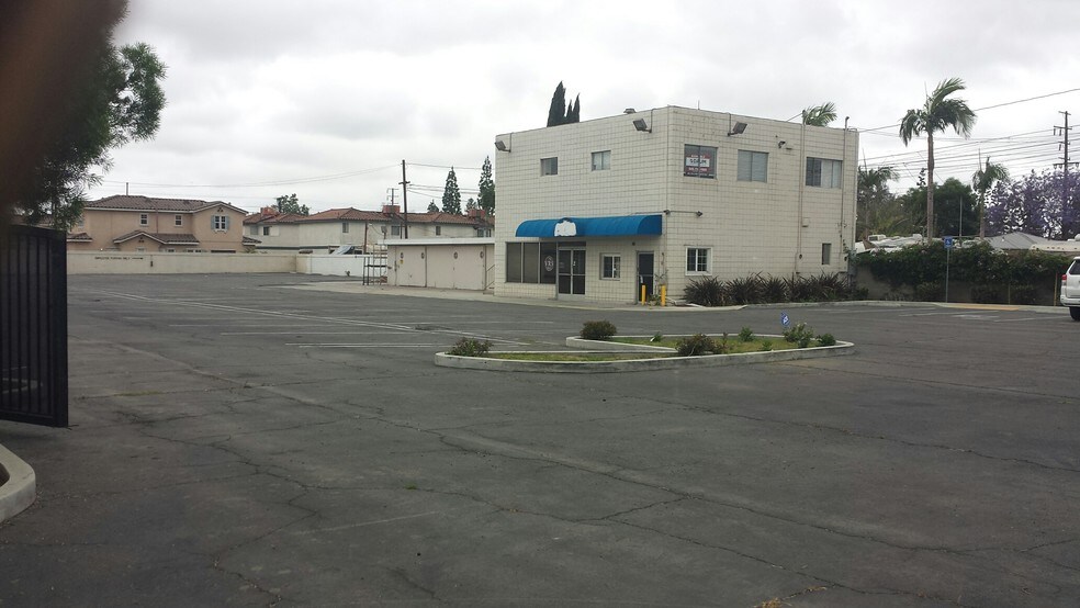 More Photos Of 9626 Artesia Blvd, Bellflower Land For Lease