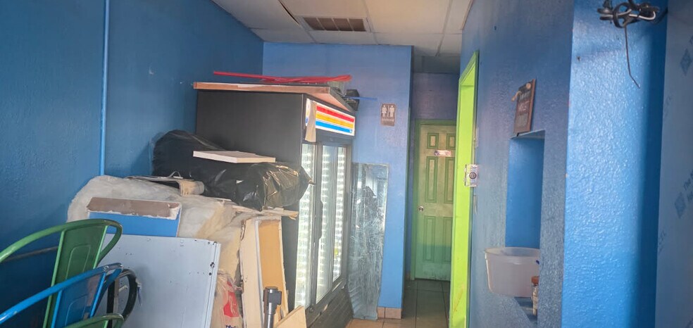 More Photos Of 5251 Timberhill, San Antonio Unknown For Lease