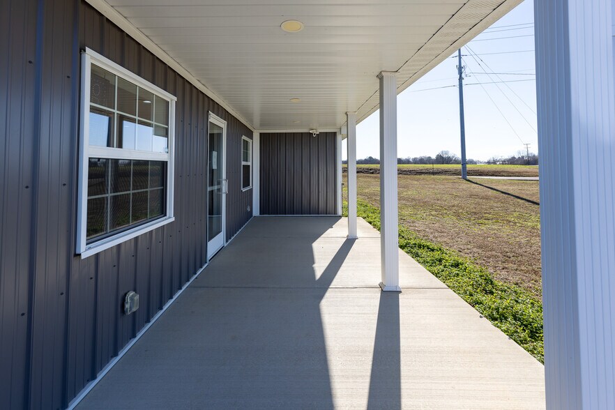 More Photos Of 2720 Section Line rd, Union City Office For Sale