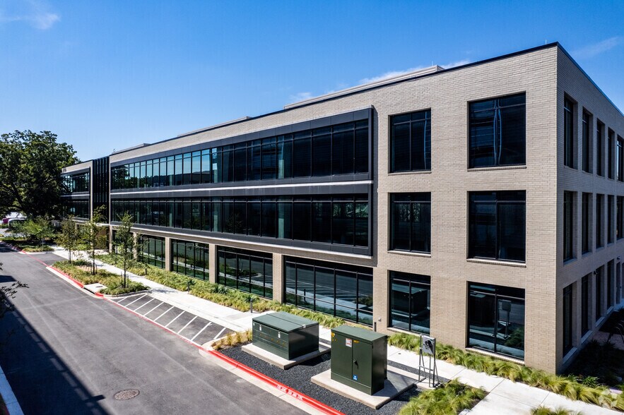 Primary Photo Of 3212 E Cesar Chavez St, Austin Office For Lease