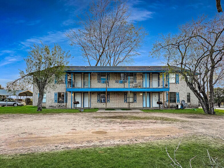 More Photos Of 1870 King David Dr, Three Rivers Apartments For Sale