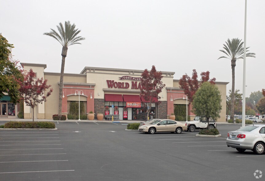 Primary Photo Of 4038 S Mooney Blvd, Visalia Freestanding For Lease