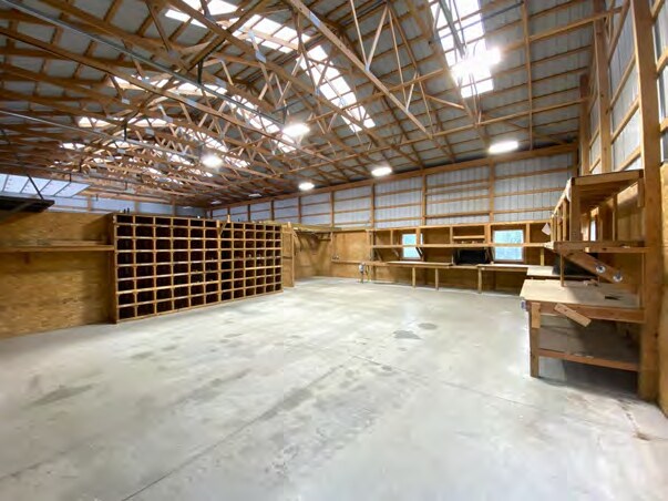 More Photos Of 291 Stony Run Rd, Spring City Freestanding For Lease