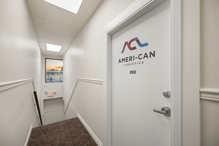 More Photos Of 33386 S Fraser Way, Abbotsford Freestanding For Sale