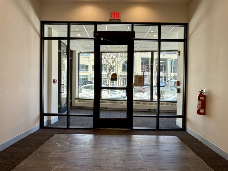 More Photos Of 554 Main St, Worcester Office For Lease