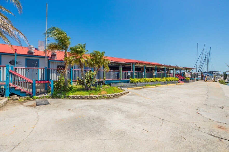 More Photos Of 65 Lewis Blvd, Saint Augustine Marina For Sale
