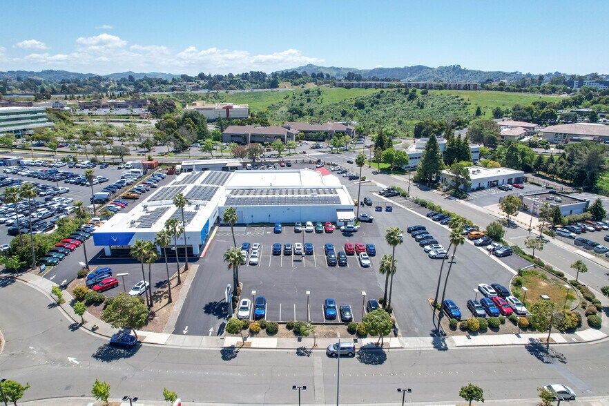 More Photos Of 3230 Auto Plz, Richmond Auto Dealership For Lease