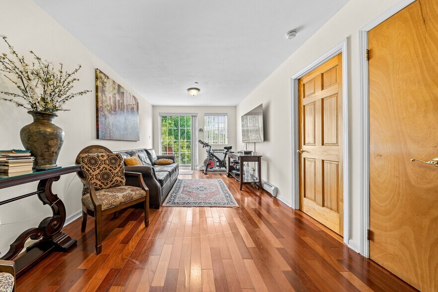 More Photos Of 3530 10th St, Astoria Apartments For Sale