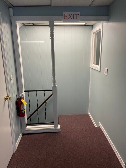 More Photos Of 74 Plain St, Brockton Office For Lease