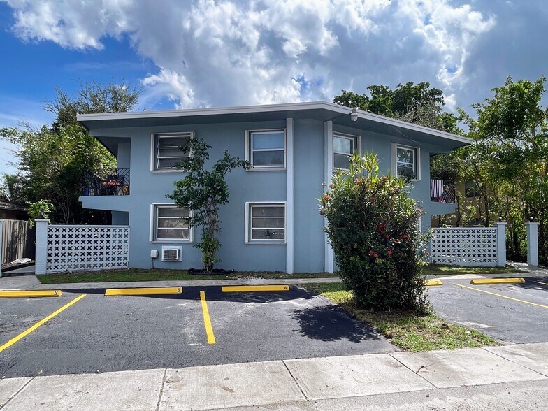 More Photos Of 3760 SW 1st St, Fort Lauderdale Apartments For Sale