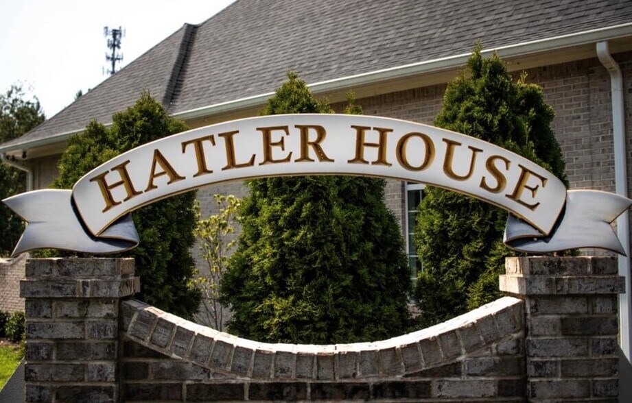 More Photos Of 109 Chuckwood Rd, Mooresville Office Residential For Lease